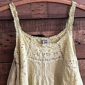 ♥️ Magnolia Pearl Clementine Tank